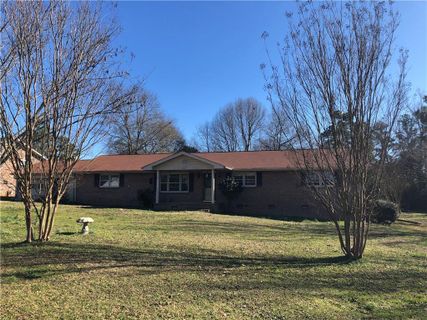 307 Centerville Road