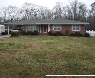 104 Briarwood Drive sold home in Briarwood, Belton, SC