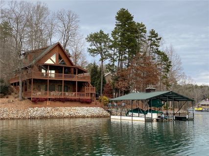 223 Serenity Bay Drive Seneca sold home in Serenity Bay, Seneca, SC