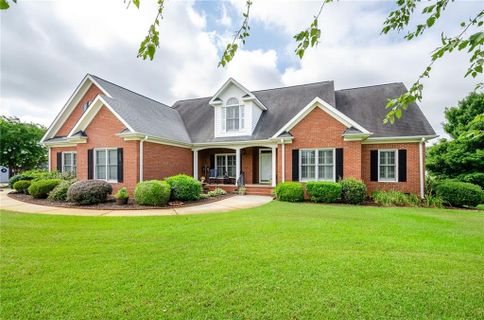 208 Dandelion Trail