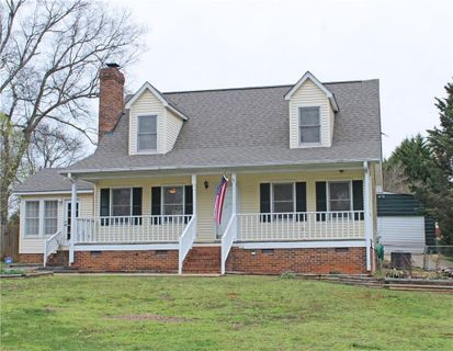 105 Dogwood Court