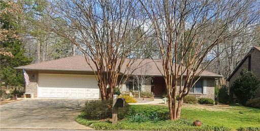 404 Downs Boulevard