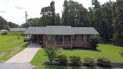 00 Glen Road sold home in The Glen At Stonehaven, Seneca, SC