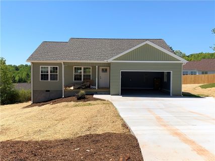 109 Sycamore Court