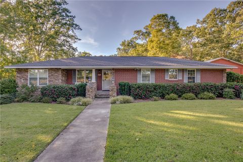 816 Trail Road sold home in No Subdivision, Belton, SC