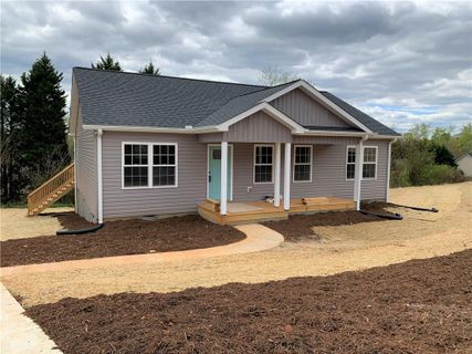 105 Sycamore Court