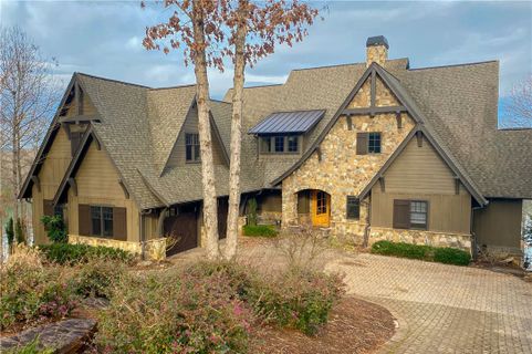 136 Cedar Bluff Court sold home in Highland Lake Keowee, Six Mile, SC