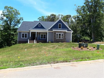 321 Edens Ridge Drive sold home in Edens Ridge, Six Mile, SC