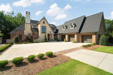 100 Devonshire Court sold home in Clarendon Hall, Clemson, SC