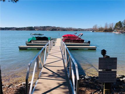 506 Beacon Shores Drive sold home in Beacon Shores, Seneca, SC