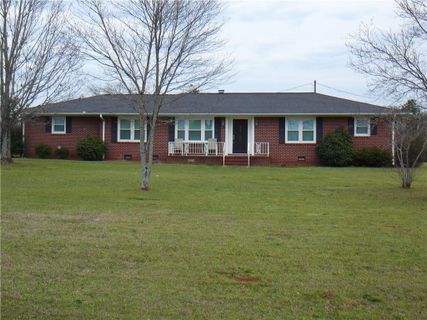 229 Broadway Lake Road