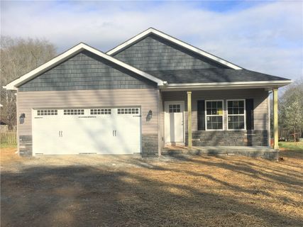 37 Ridge Court