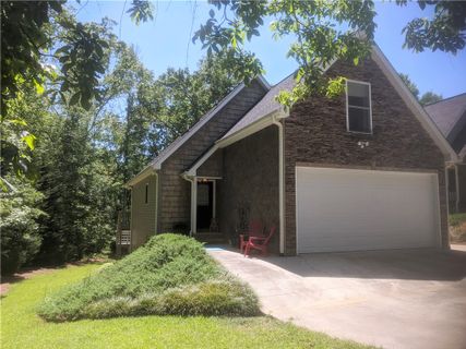 127 Fields Avenue