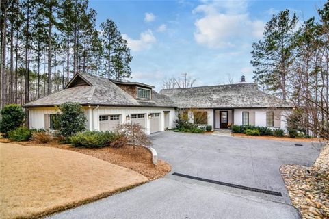 152 Cedar Bluff Court sold home in Highland Lake Keowee, Six Mile, SC