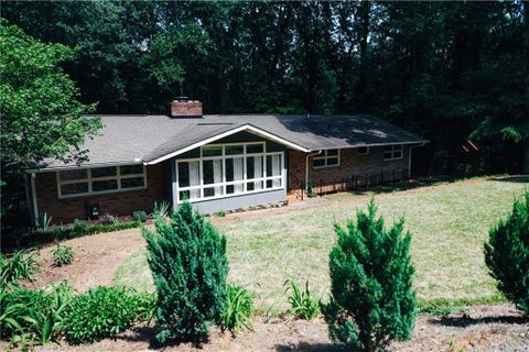 104 E Lewis Road