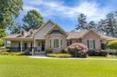 122 Shelter Cove Drive sold home in Seneca, SC