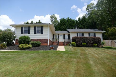 106 Moorland Drive