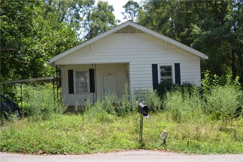 10 Ames Street