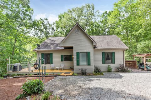 813 Inland Trail