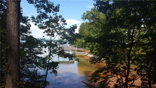 Lot 22 Marina Bay Drive waterfront