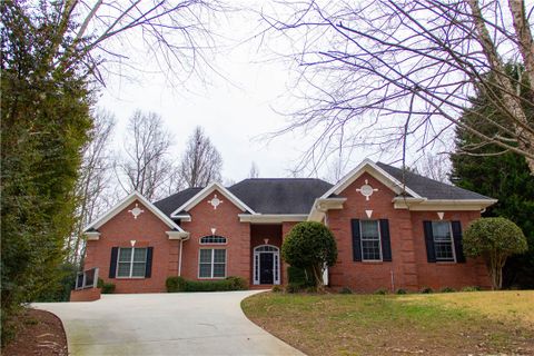 102 Sugar Maple Court