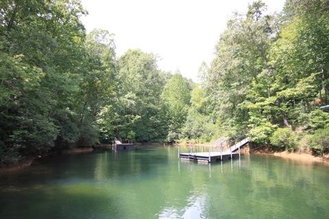 Lot 5 Keowee Harbours Lot on right at the end o