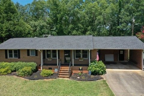 305 Winfield Drive