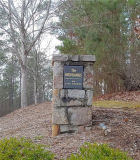 Lot# 71 Island Drive sold home in Highland Lake Keowee, Six Mile, SC