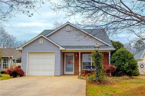 211 Plantation Drive sold home in Magnolia Pointe, Pendleton, SC