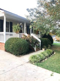 2200 Rolling Green Road