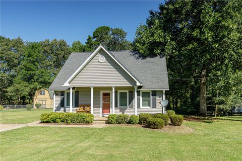 205 Lakeside Lane
