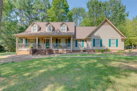 200 Shadow Oaks Drive