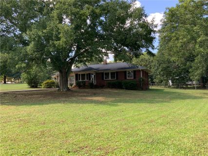 615 Ashwood Drive sold home in Laurel Hills, Anderson, SC