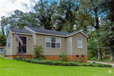 206 Pine Lane