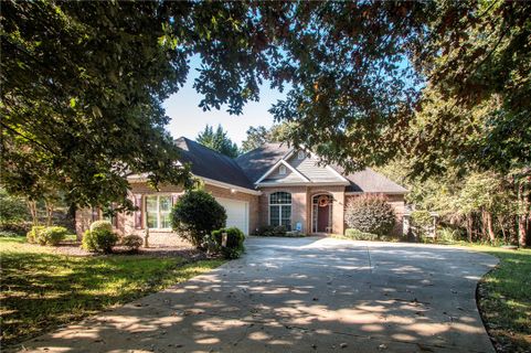 402 Autumn Trace