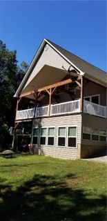 100 Lakehill Drive