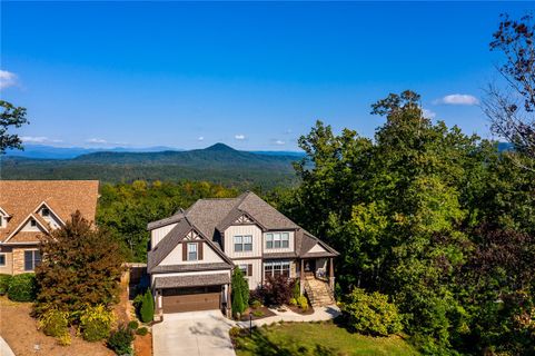 114 Cliffside Trail
