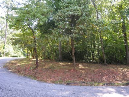 Lot 19-A E Lewis Road