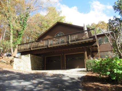 211 Raven Cliff Road