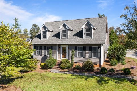 3053 Woodale Circle