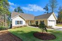 402 Hillandale Road sold home in Seneca, SC