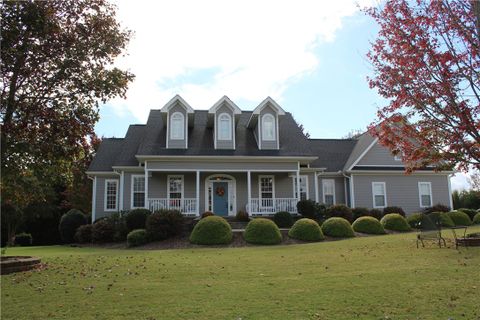 103 Woods Drive