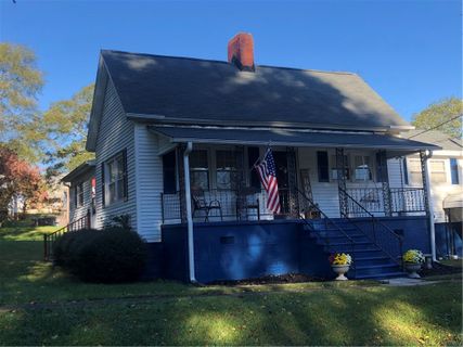12 Lopez Street