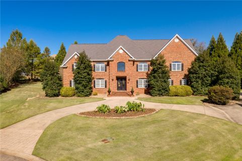 108 Stratford Drive