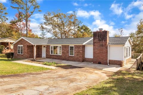 1005 Hillsborough Drive