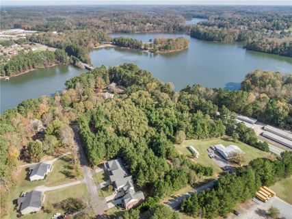 210-234 Giles Street sold home in Edgewater, Anderson, SC