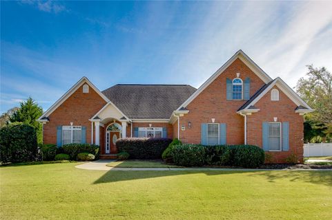 142 Red Maple Circle