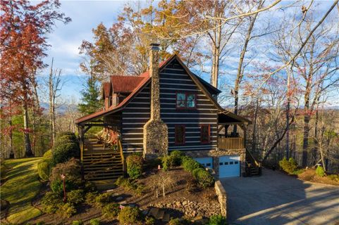 123 Trottingwolf Trail