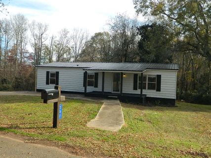 207 E Union Drive sold home in No Subdivision, Belton, SC