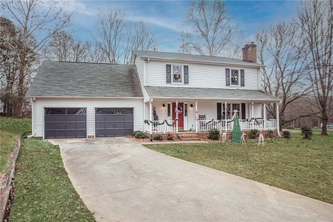 112 Wyatt Oaks Court sold home in Wyatt Oak, Easley, SC